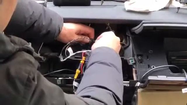 Montering av bilstereo BMW E70