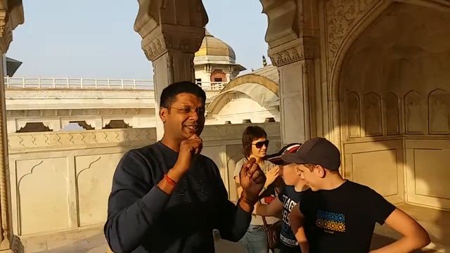 Delhi Gate, Agra Fort