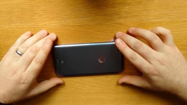 Vodafone Smart Ultra 6 Unboxing video