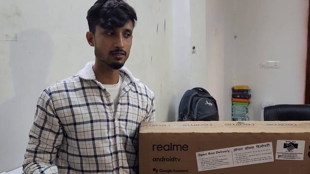 First Winner of Free Gift Smart TV of Smart Deal, secondhand phones wholesale dealer, Guwahati