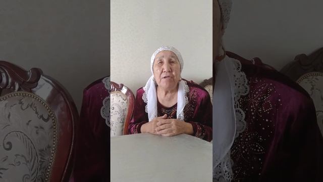 Омарова Алтын из Байконура поздравляют всех женщин с международным женским днём, с 8 марта