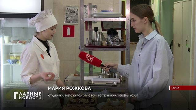 Орловчане отмечают Масленицу блинами и хороводами