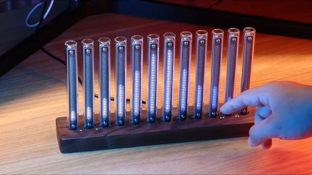 Keebmonkey Quartz 12-Tube Rhythm Light