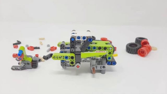 Lego Technic 2020 42102 CLASS XERION Stopmotion