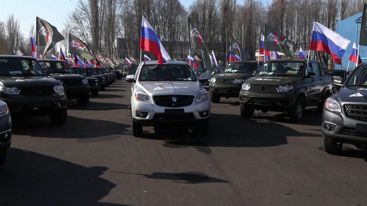 В Курской области военным передали новую партию автомобилей