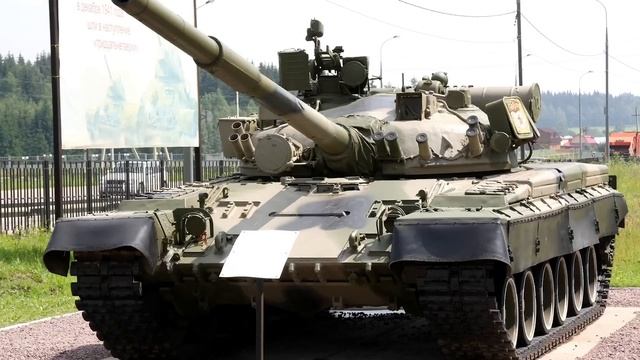 How to tell apart Ukrainian and Russian tanks T-64, T-72, T-80 and T-90