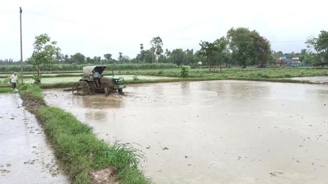 John Deree Tractor with Full Iron Cage Puddling Wheels Performance| Tractor Videos | Tractor Stunts