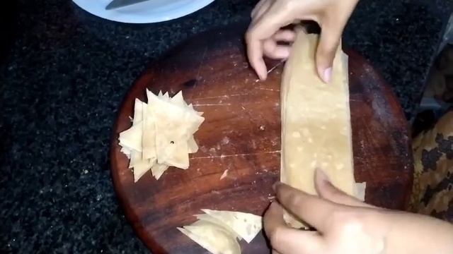 Wheat flour Nachos chips with Salsa sauce || Instant tea time snack ☺️☺️ #ramadan #nacho #cooking
