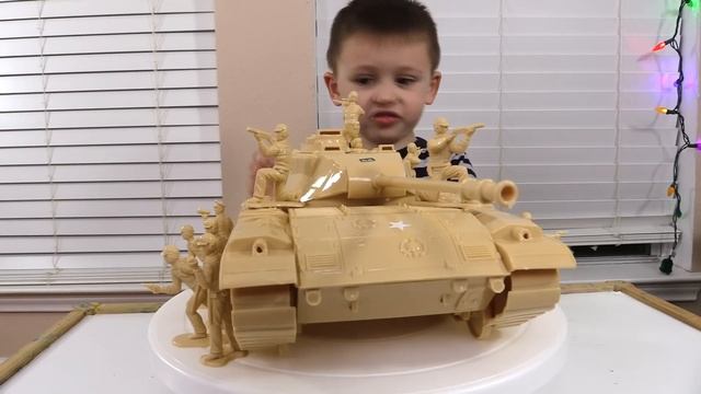 Father & Son Unboxing Tim Mee Plastic Army Tanks and Jets & Toy Soldiers