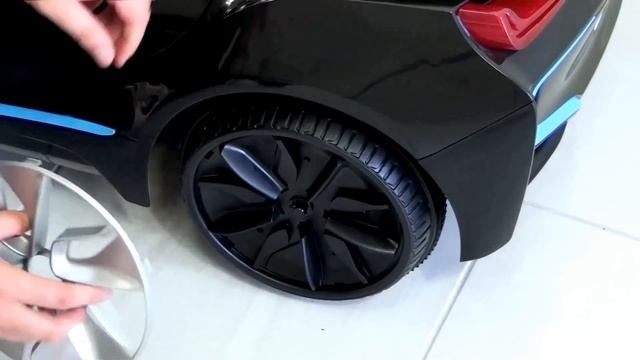 BMW i8 Spyder Ride on Car RC 6V Electric Assembly DIY Unboxing - Rollplay