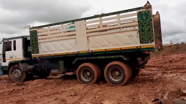 VOLVO FL 250 ดิ้นสุดฤทธิ์ เหยียบจนมิดคันเร่ง เสียงโบหอนปู้วววว จนเจ็บคอ🗣🗣🗣