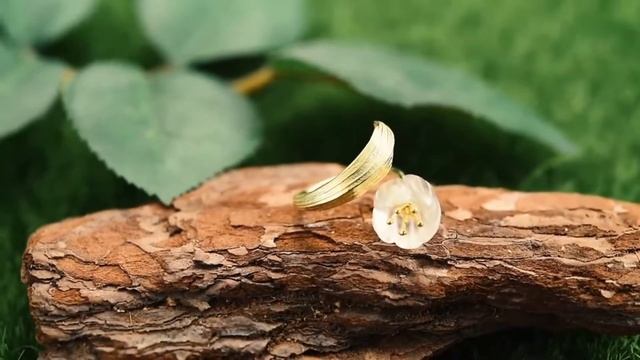 Real 925 Sterling Silver Natural Crystal Handmade Lily of the Valley Flower Rings For Women