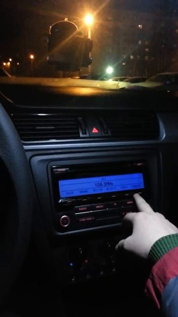 Установка в Skoda rapid RCD-310 от VW Polo