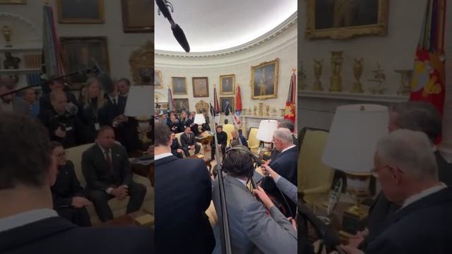 Чудесное видео. В Кремле наверное довольно улыбались глядя на происходящее.
