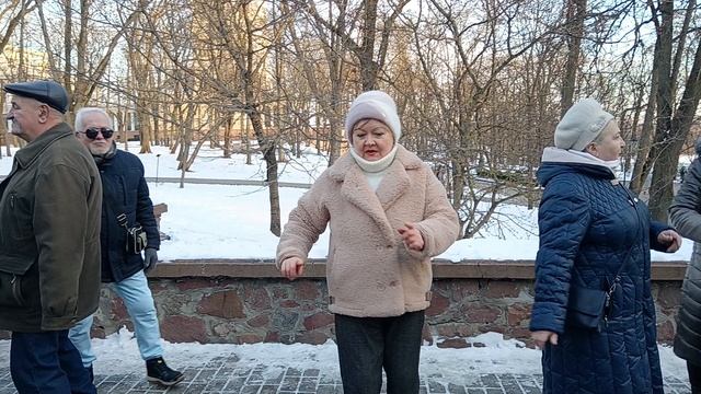 По маленькой, по рюмочке.....22.02.25 Гомель парк Луначарского 🥰💫