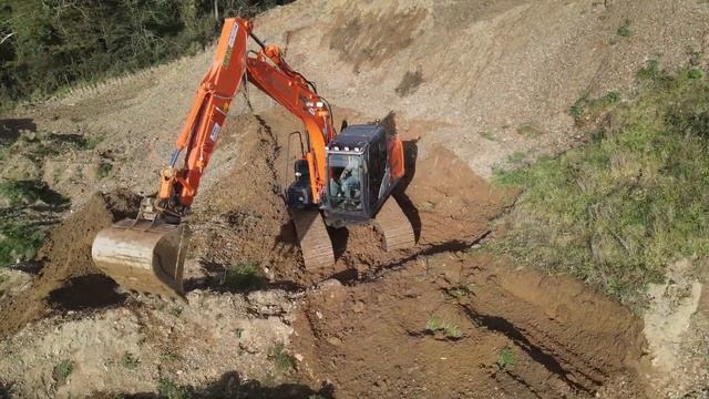 HITACHI ZAXIS 130 LCN