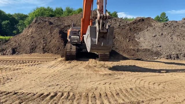 Hitachi ZX350