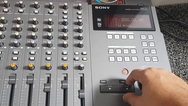 Sony MDM-X4 Mini Disc Professional recording old school