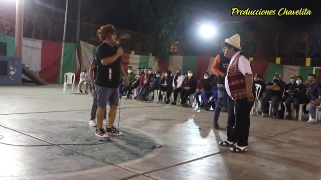 CHOLO VICTOR LE GANA BAILANDO AL CHINO RISAS