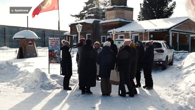 БРОДЯЧИЕ СОБАКИ ТЕРРОРИЗИРУЮТ СЕЛО