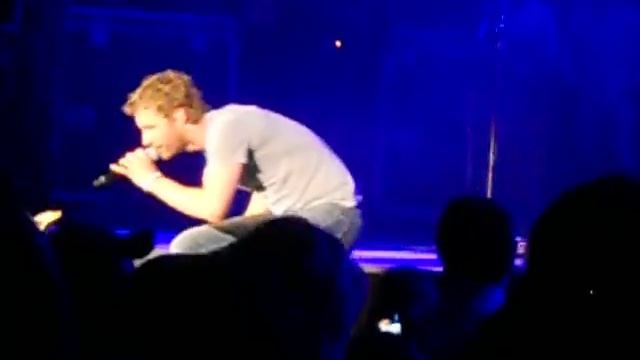 Dierks Bentley 2012 May, Tip It On Back and What Was I Thinking, Portsmouth, Virginia.AVI