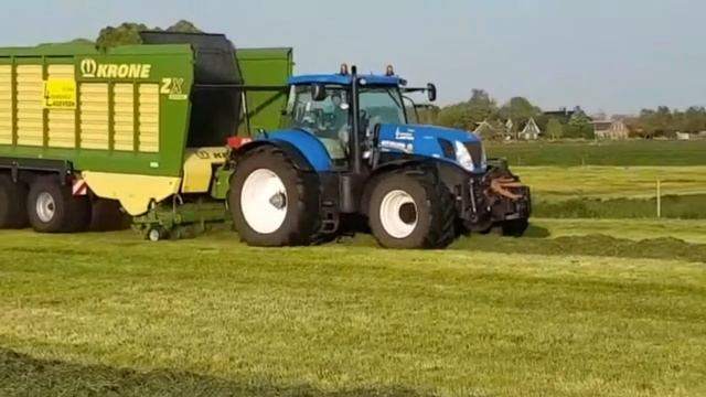 De nieuwe Krone ZX 430 GL van loonbedrijf Lageveen Nijbeets