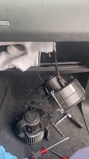 Audi Q7 blower motor problems.
