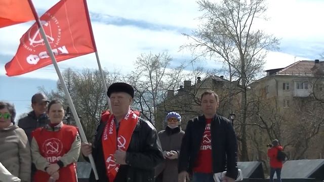 МИР! ТРУД! МАЙ!