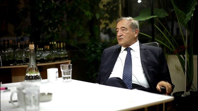 Zavadi pa vladaj - unutar slovenski genocid ! - Radmilo Marojevic