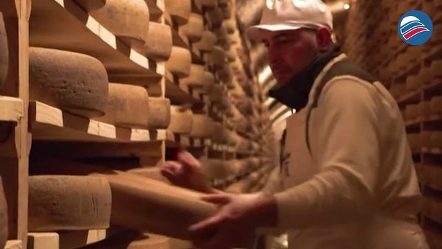 Гигантское сырное фондю: во Франции установили мировой рекорд, приготовив блюдо весом более 2 тонн
