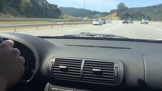 A3 1.8T acelerando depois do pedágio