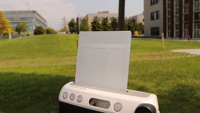 Recensione Fujifilm Instax: Mini 70 e Mini 8 a confronto