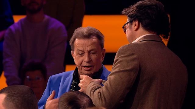 "Привет, Андрей!" и ВИА "Крапива"