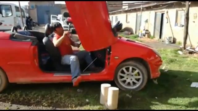 LAMBO DOORS en 206 tuning descapotable
