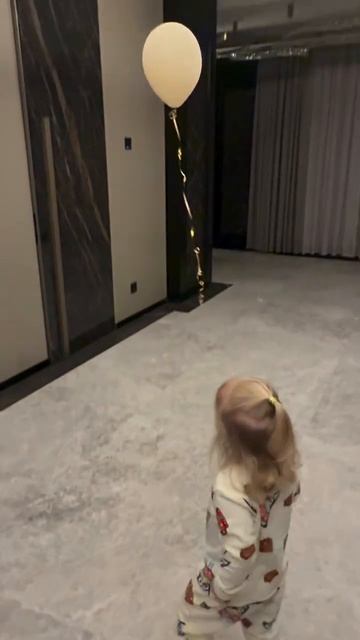 Анюта со старшим братом😊
