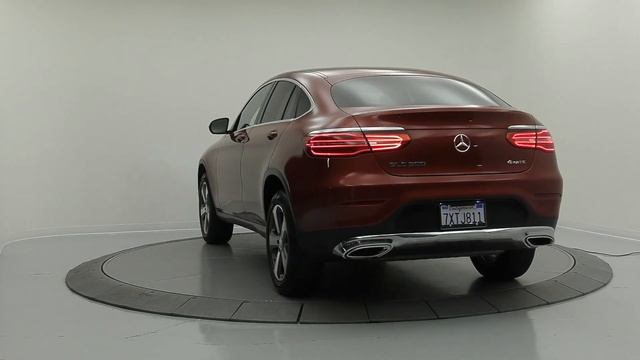 Certified Pre-Owned 2017 Mercedes-Benz GLC 300 4MATIC® - N144845