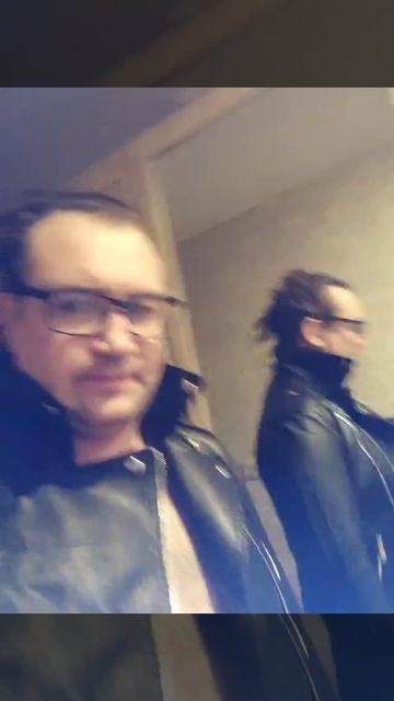 КУРТЕЙКА МАЛОВАТА ПРИЕХАЛА)))