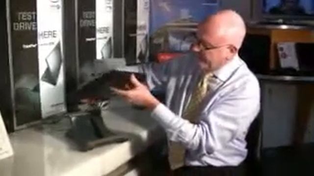 Lenovo SL300 at Notebooks R Us.flv