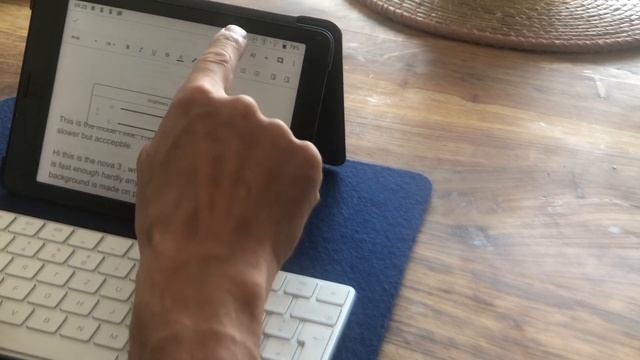 Typing on the Nova 3 from Onyx with a Bluetooth keyboard.