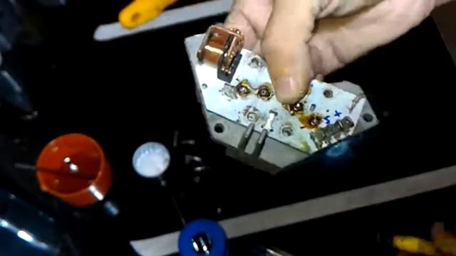 COMO TROCAR OS 2 TRANSISTORES DO VENTILADOR XSARA ANO 2000 PARTE 2