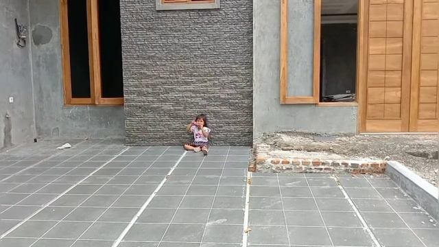 house cleaning workers struggle//борьба рабочих по уборке дома