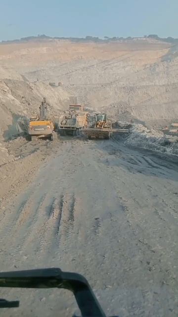 Volvo 500 truck//short//video