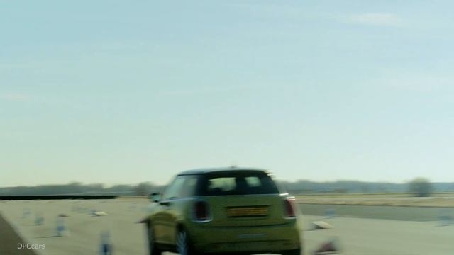 Mini Cooper SE Electric Car