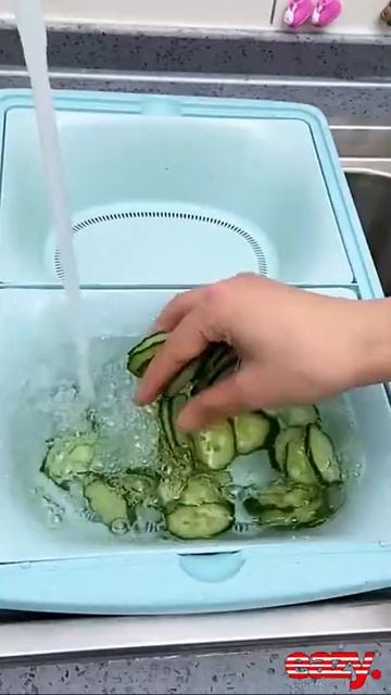 This sink is drained, and it is clean and very convenient  Creative kitchen artifact supplies gadge