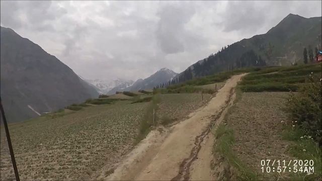 Lalazar Top I Kaghan I Naran I Pakistan I Man With Yellow 4x4 I Toyota BJ40 I Devil's Love I
