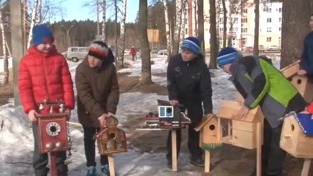 В «Скворчихино-3» появились первые скворечники