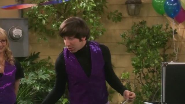 Big Bang Theory - Howard's  magic trick (ba dum tss)
