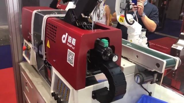 Microplast - Desktop Microinjection machine with Automation - BabyPlast