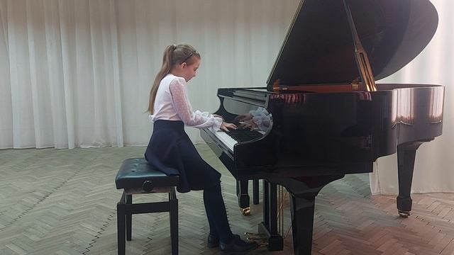 Сухотина Каролина
А. Жилинский "Марш зайчат"