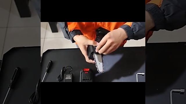 mini chainsaw